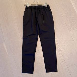 Lululemon Pants size 2